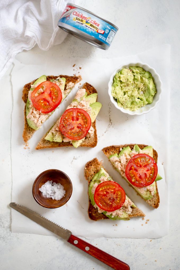 Tuna Avocado Toast with Tomato - a healthy. quick, and easy lunch that's packed with protein and good fats! 