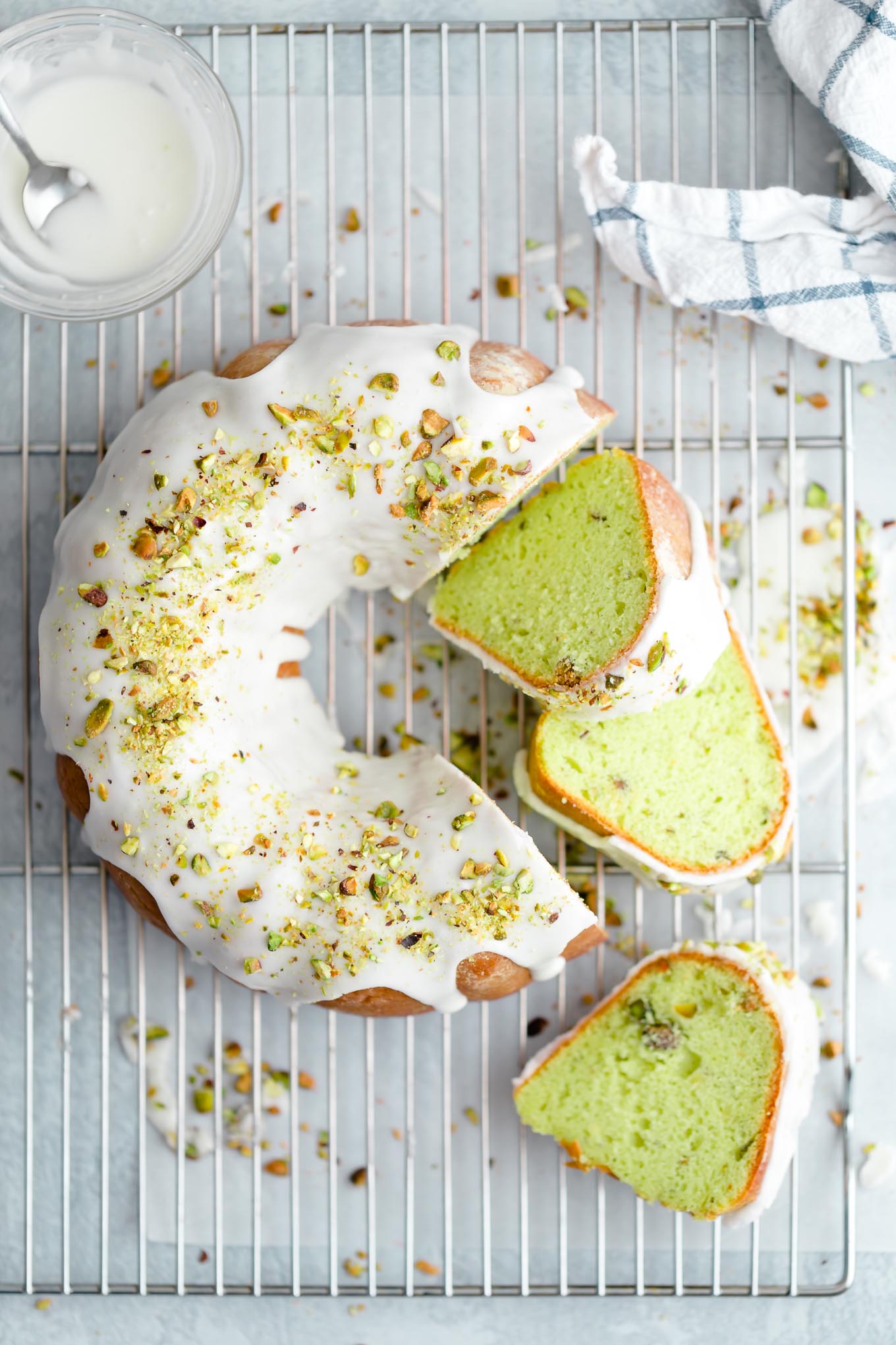 green pistachio bundt cake