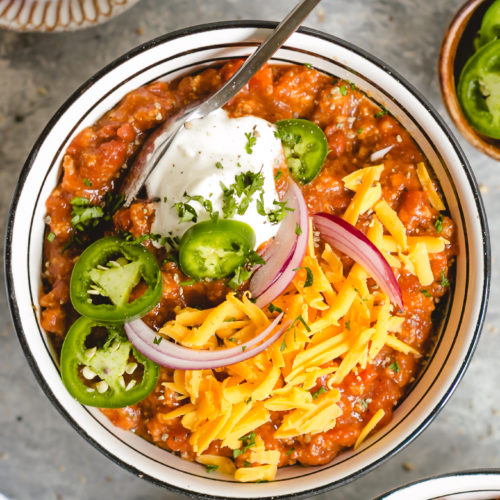 healthy chili made with ground turkey